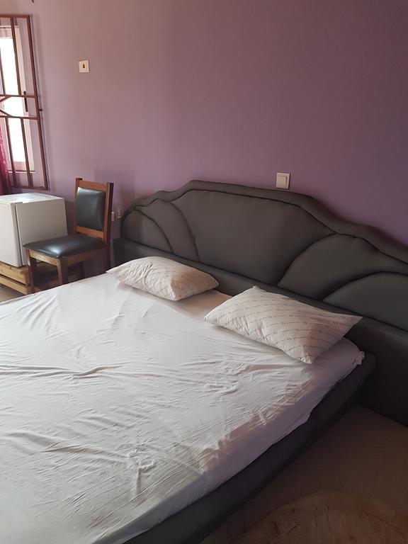 Real Hospitality Hotel Ada Esterno foto